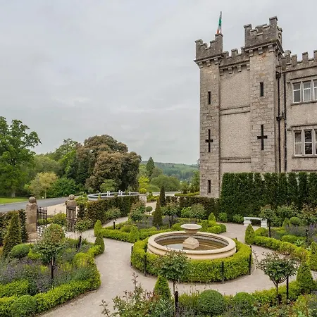 Cabra Castle Szálloda