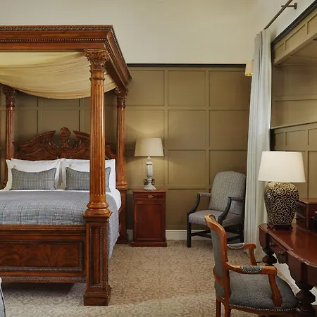 Cabra Castle 4*
