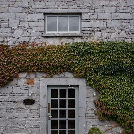 Cabra Castle 4*