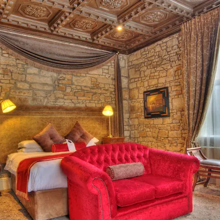 Hotel Cabra Castle