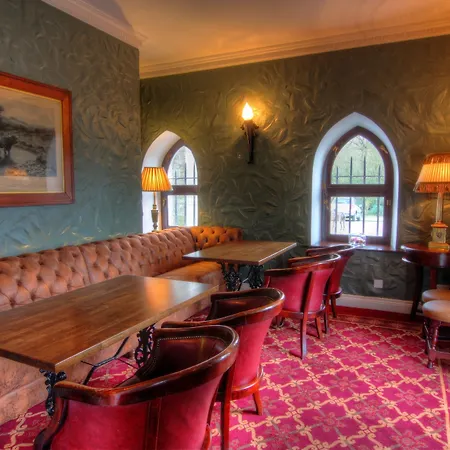 Hotel Cabra Castle