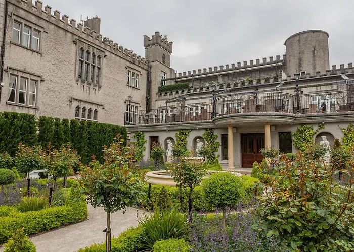 Cabra Castle Отель