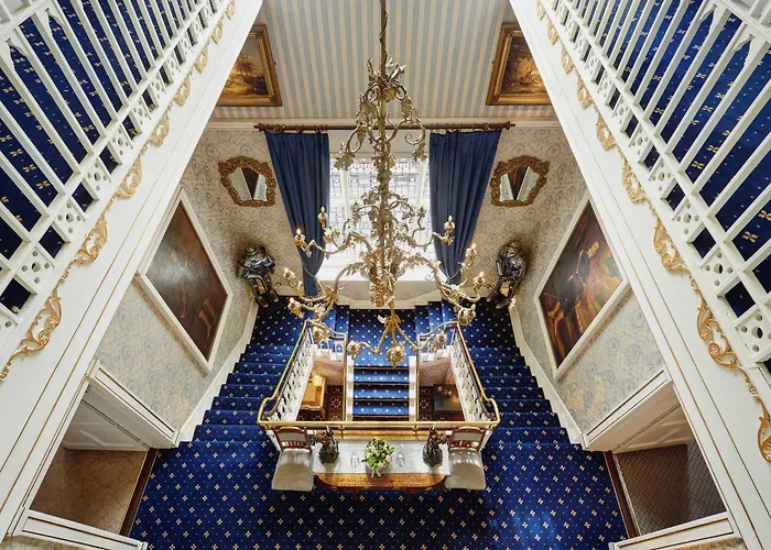 Cabra Castle מלון 4*