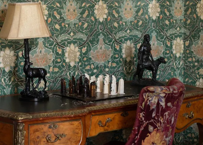 Отель Cabra Castle Кингскорт