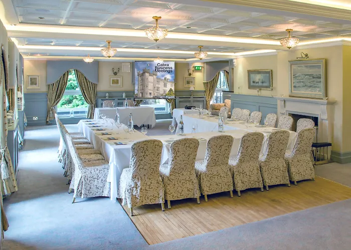 Cabra Castle מלון 4*